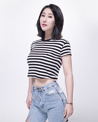 小嫩屄AV免费看舞蹈表演部部主任